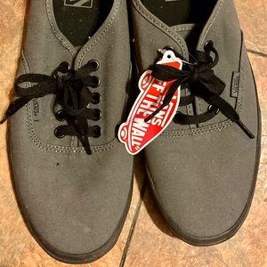 Men’s Vans size 10.5